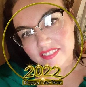 Meet your Posher, Michele